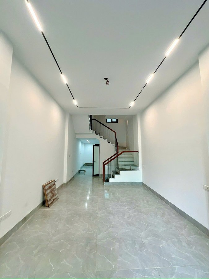 Bán Nhà Vũ Hữu. Thanh Xuân. 2 Mặt Ngõ. Ô Tô. DT 53m2. MT 3.9m. 4 Tầng. Giá 18.5 Tỷ. 15994209