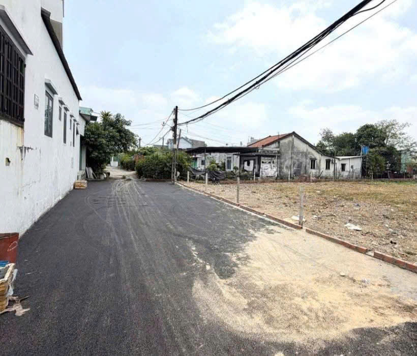 ĐẤT ĐẸP ĐƯỜNG CHÀ BÁ GẦN ĐẶNG THÚC VỊNH – NGANG 9,7M HIẾM – GIÁ TỐT 15994240