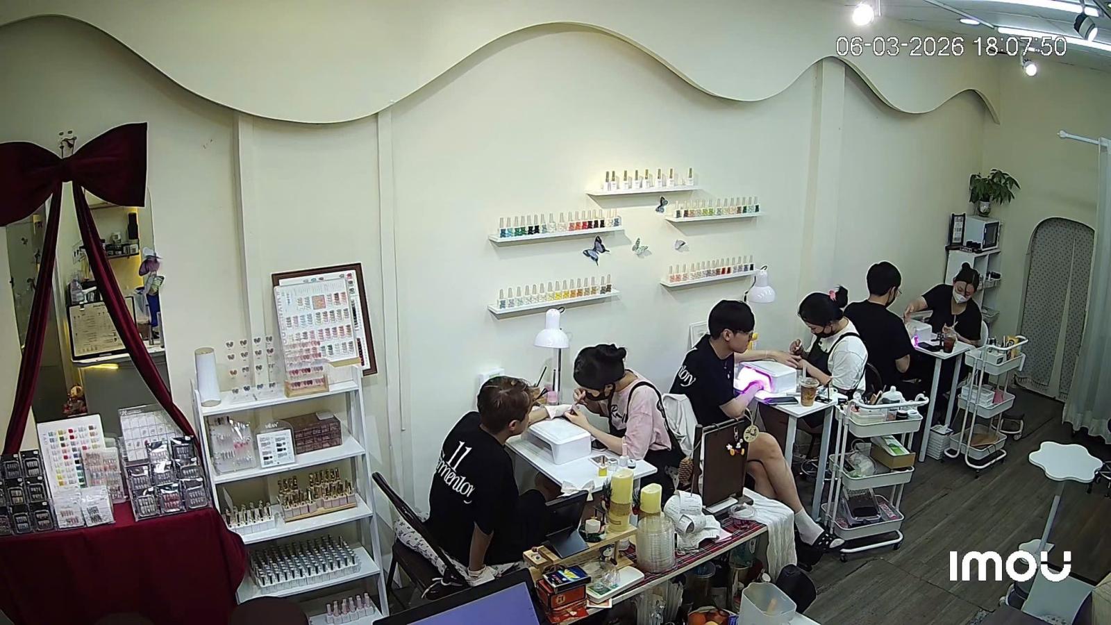 SANG TIỆM NAIL 60tr HUỲNH VĂN BÁNH – MẶT TIỀN TRUNG TÂM QUẬN PHÚ NHUẬN 15994254