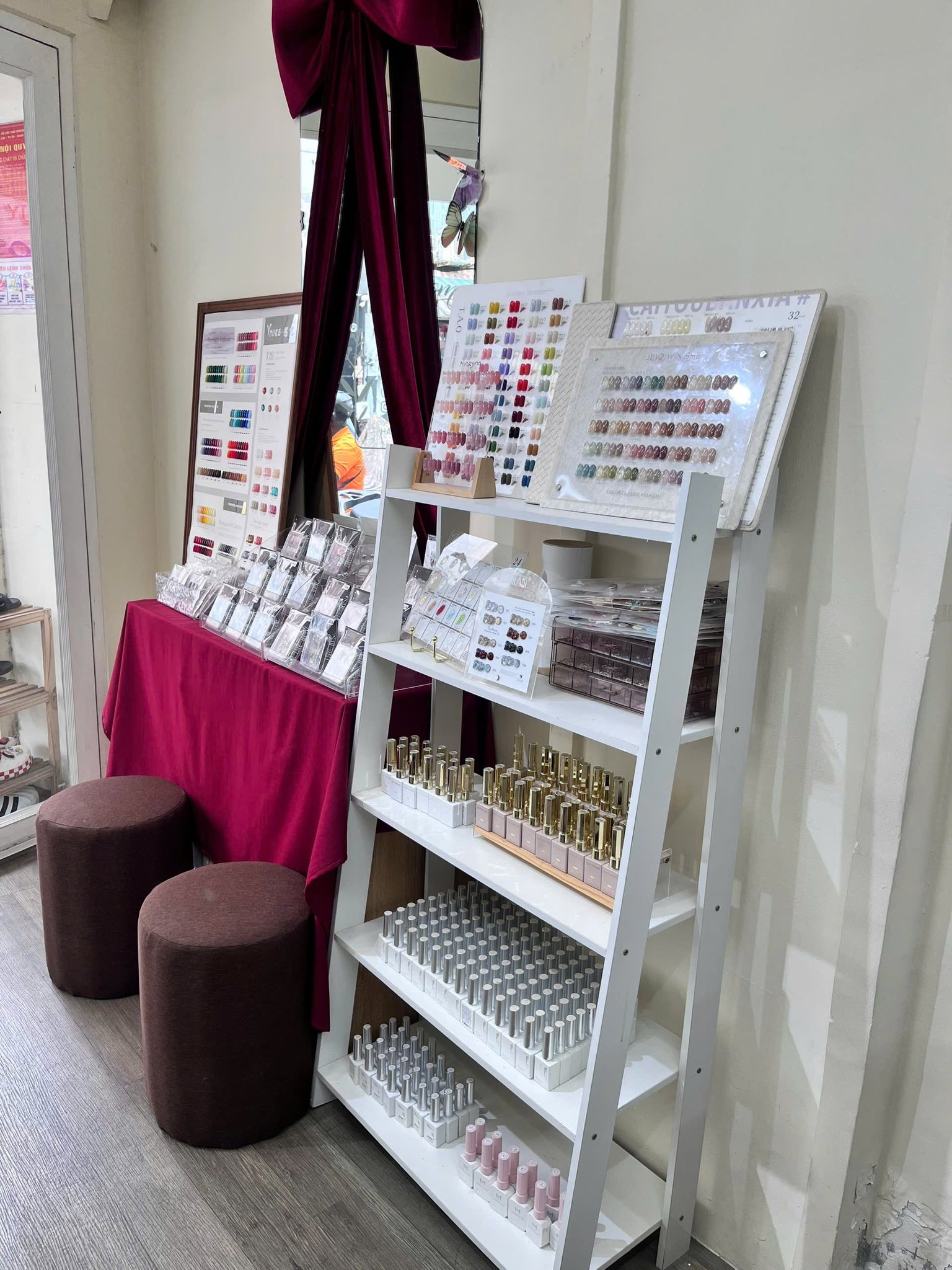 SANG TIỆM NAIL 60tr HUỲNH VĂN BÁNH – MẶT TIỀN TRUNG TÂM QUẬN PHÚ NHUẬN 15994254