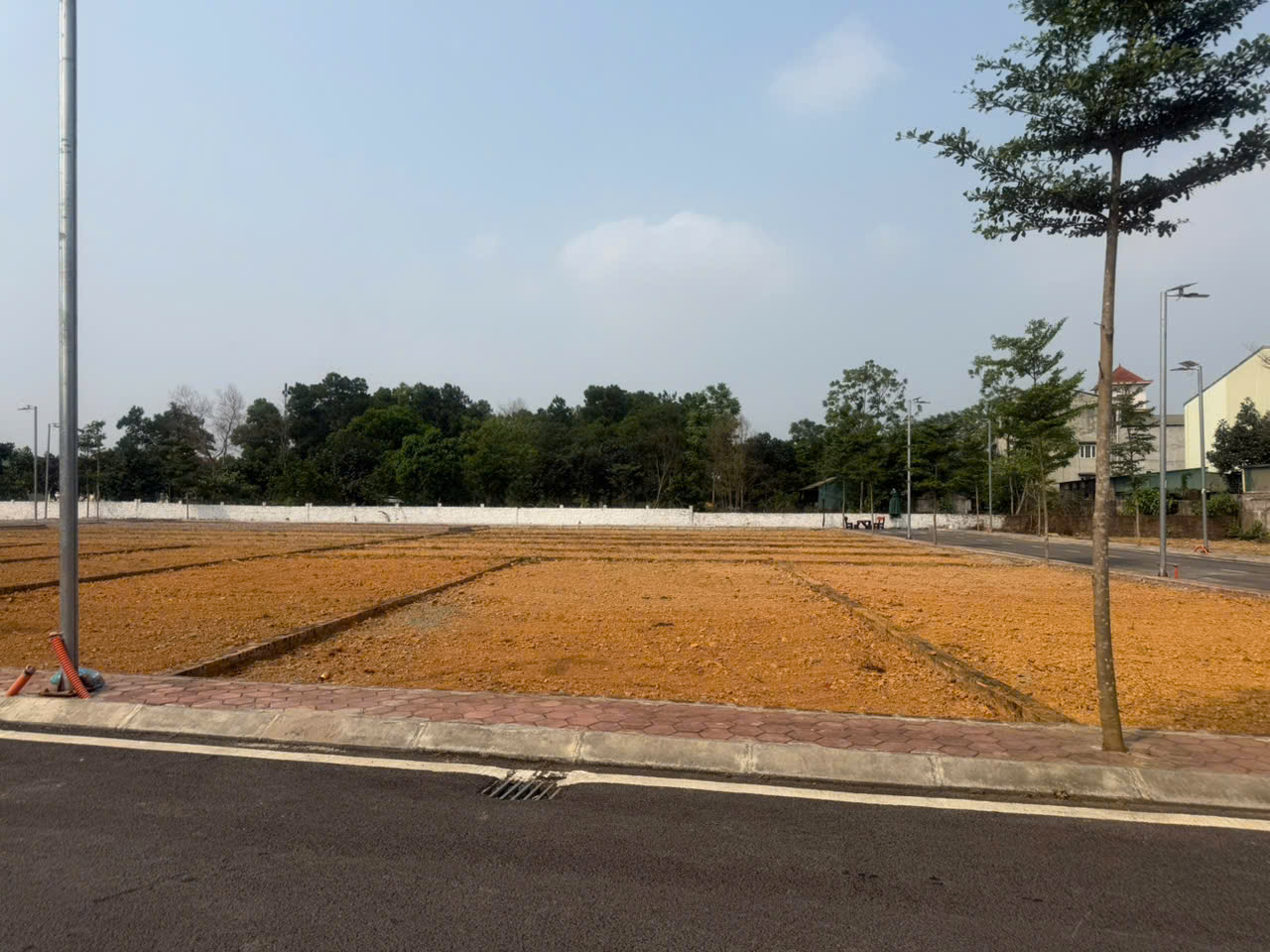 Lô góc Phú Cát ngay sát quốc lộ 21 cần tiền gấp bán nhanh trong tuần 15994255