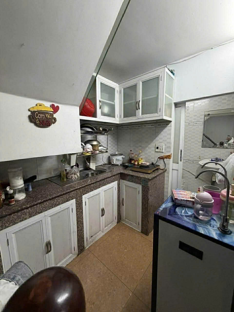 GIÁP MÃ LÒ HẺM XE HƠI 28M2 3 TẦNG ĐÚC 2PN 2WC CHỈ 3.98 TỶ 15994256