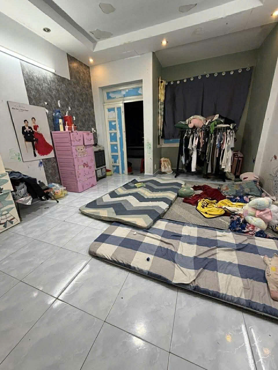 GIÁP MÃ LÒ HẺM XE HƠI 28M2 3 TẦNG ĐÚC 2PN 2WC CHỈ 3.98 TỶ 15994256