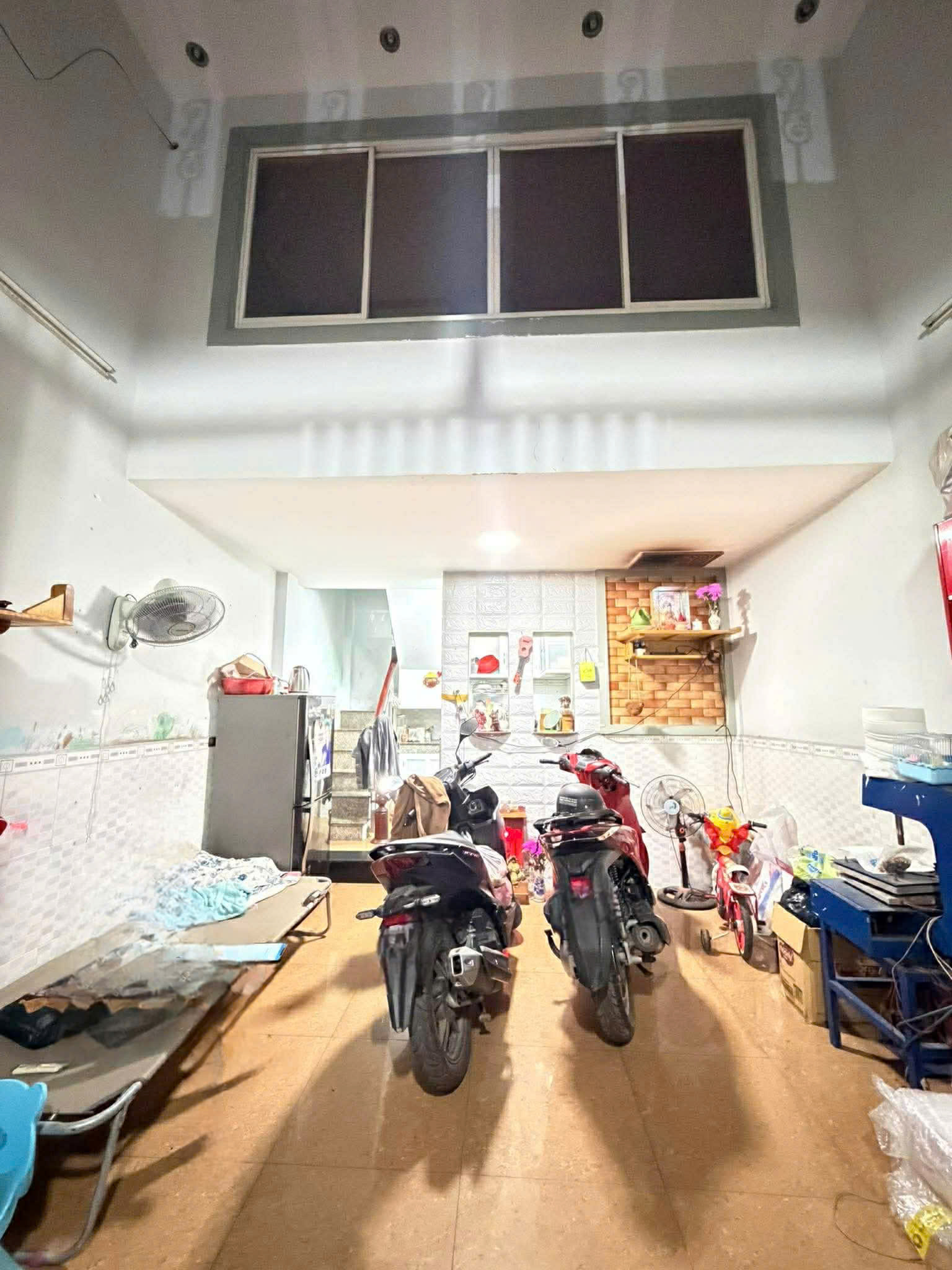 GIÁP MÃ LÒ HẺM XE HƠI 28M2 3 TẦNG ĐÚC 2PN 2WC CHỈ 3.98 TỶ 15994256