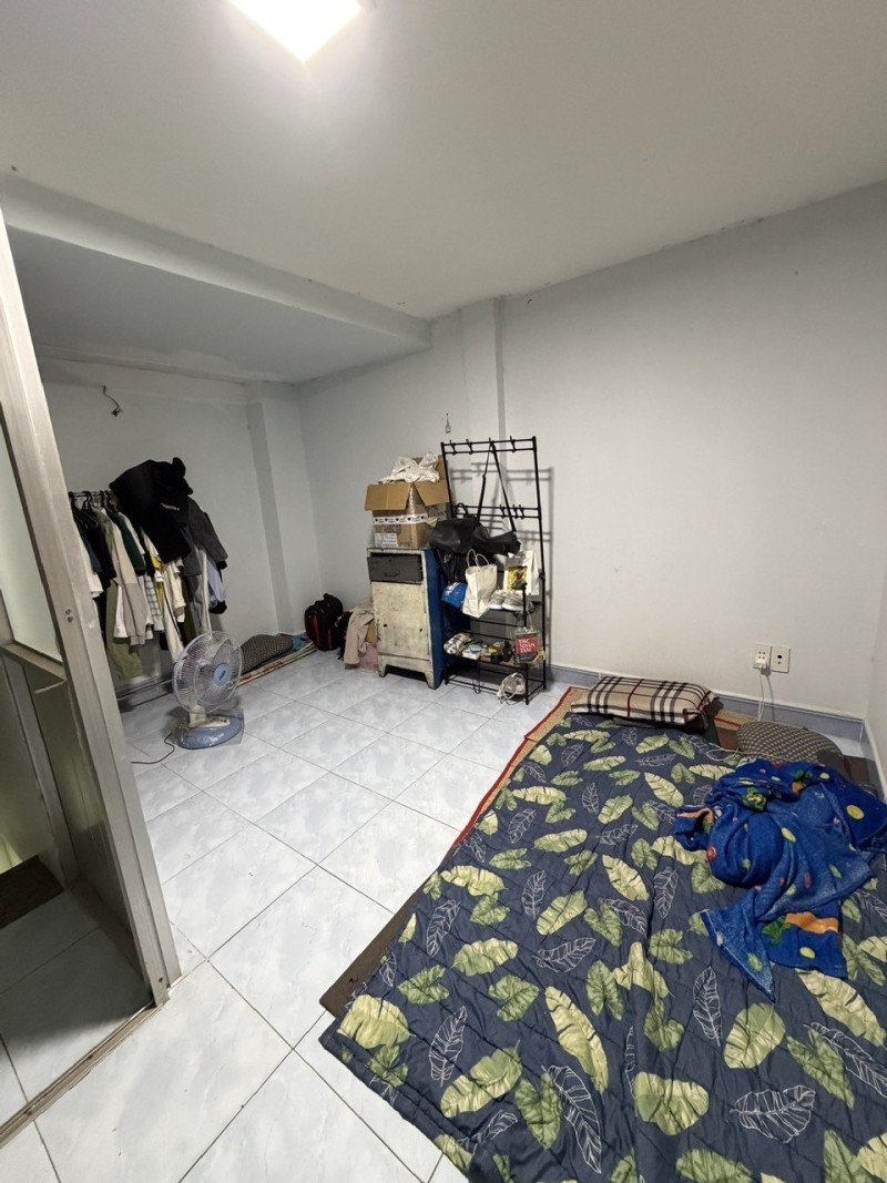 GIÁP MÃ LÒ HẺM XE HƠI 28M2 3 TẦNG ĐÚC 2PN 2WC CHỈ 3.98 TỶ 15994256