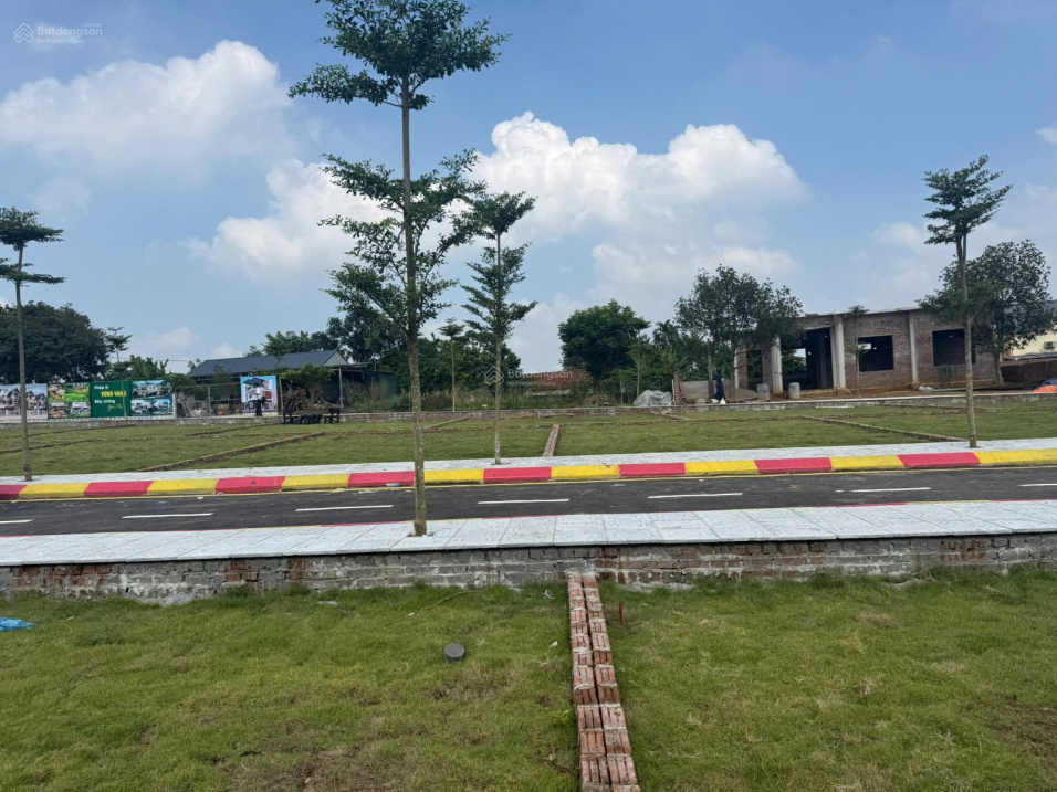 Bán đất thổ cư 100m2, Sổ Đỏ, Quốc Oai, Hà Nội. Giá 3 tỷ. LH: 0944090291 15994265