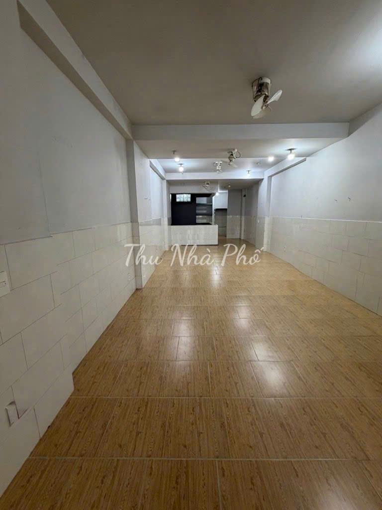 TÂN PHÚ NGAY CHỢ TÂN HƯƠNG, HẺM ÔTÔ NGỦ TRONG NHÀ , GẦN MẶT TIỀN, 76M2, NHÀ 3 TẦNG, NHỈNH 8 TỶ 15994271