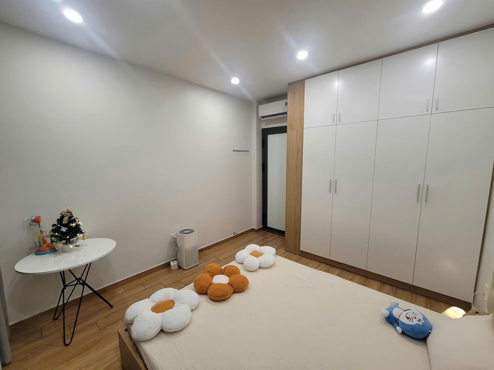 Cho thuê nhà đẹp full nội thất gần tham lương tân thới nhất q12 15994272