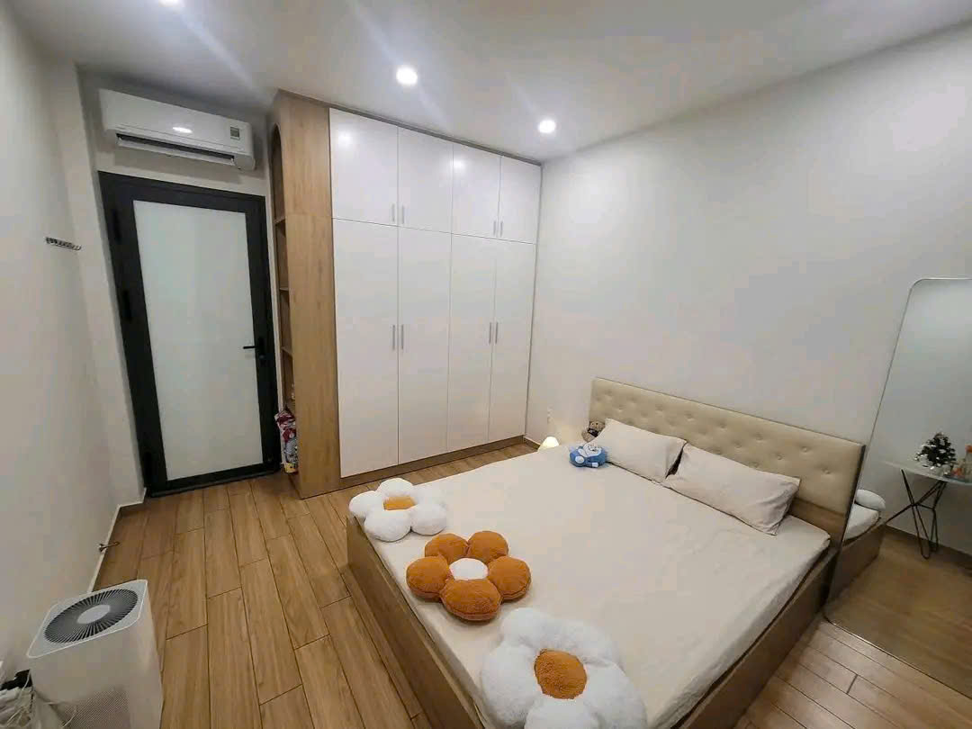 Cho thuê nhà đẹp full nội thất gần tham lương tân thới nhất q12 15994272