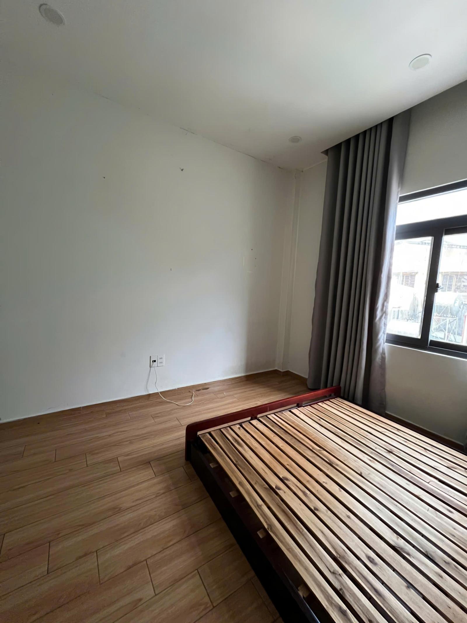 Cho thuê nhà đẹp full nội thất gần tham lương tân thới nhất q12 15994272