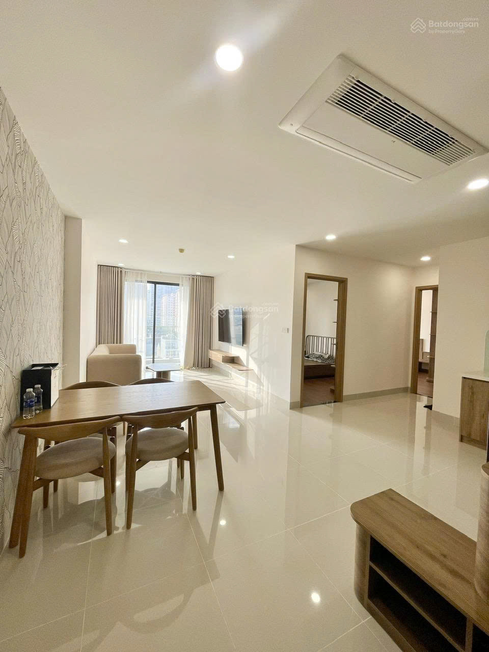 Bán căn hộ 2PN, 2WC - 87 m2 View đông nam - full nội thất , giá 4,75 tỷ, - Vung Tau Centre 15994303