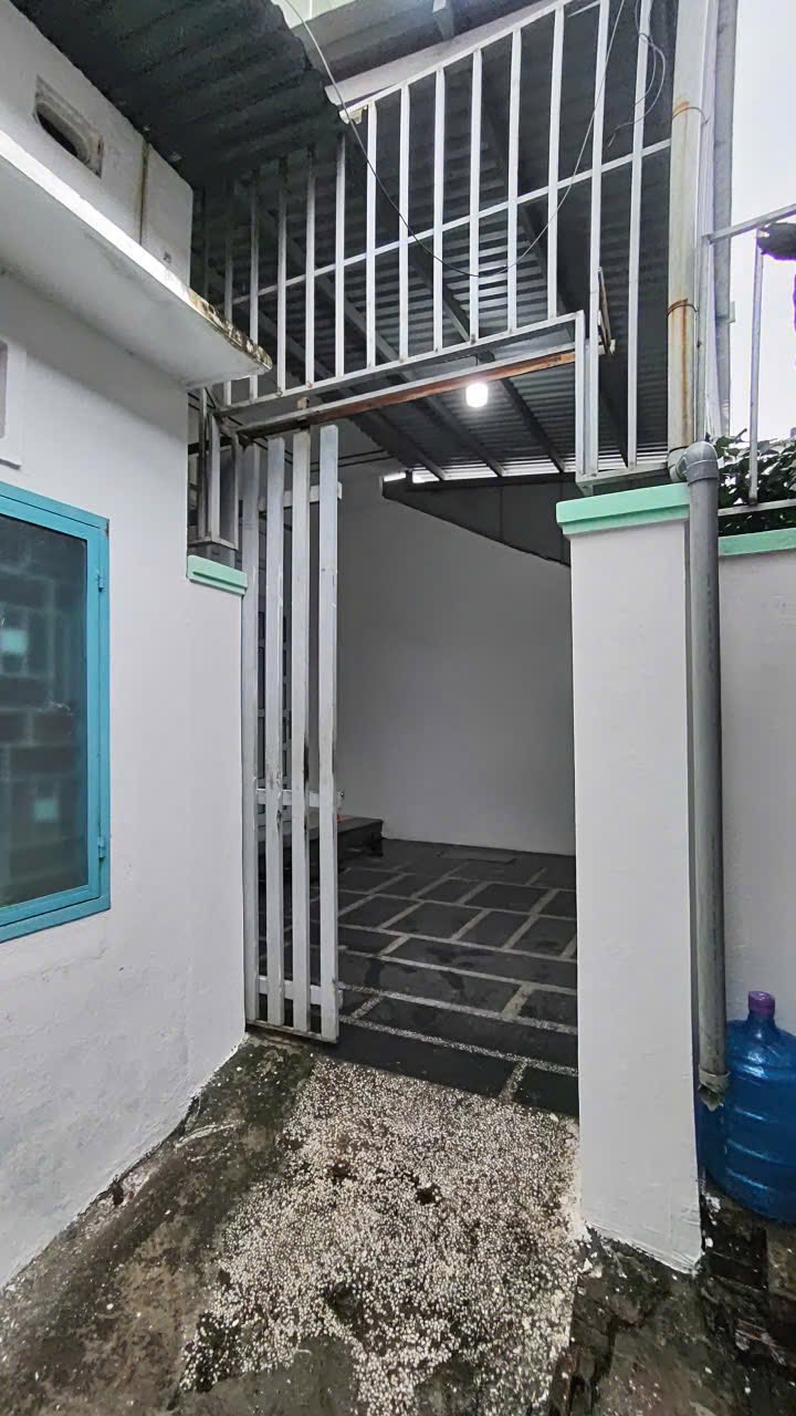 BÁN NHÀ TTTP 2 TẦNG HẺM VƯỜNG DƯƠNG PHƯỜNG NHA TRANG 15994342