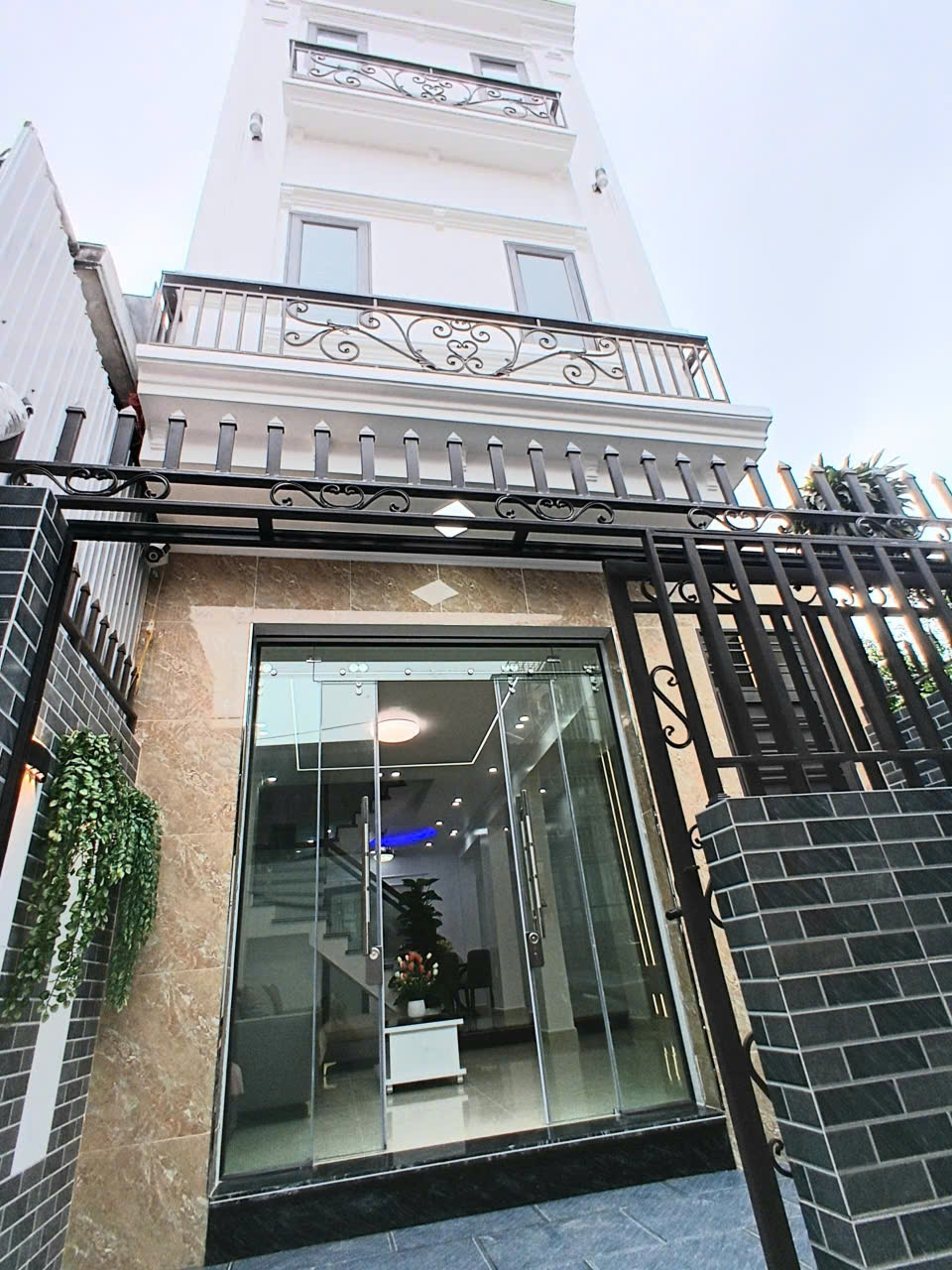 BÁN NHÀ 3 TẦNG NGÕ 183 ĐÌNH ĐÔNG – NHÀ MỚI XÂY – SÂN CỔNG RIÊNG – GIÁ 3,25 TỶ 15994346