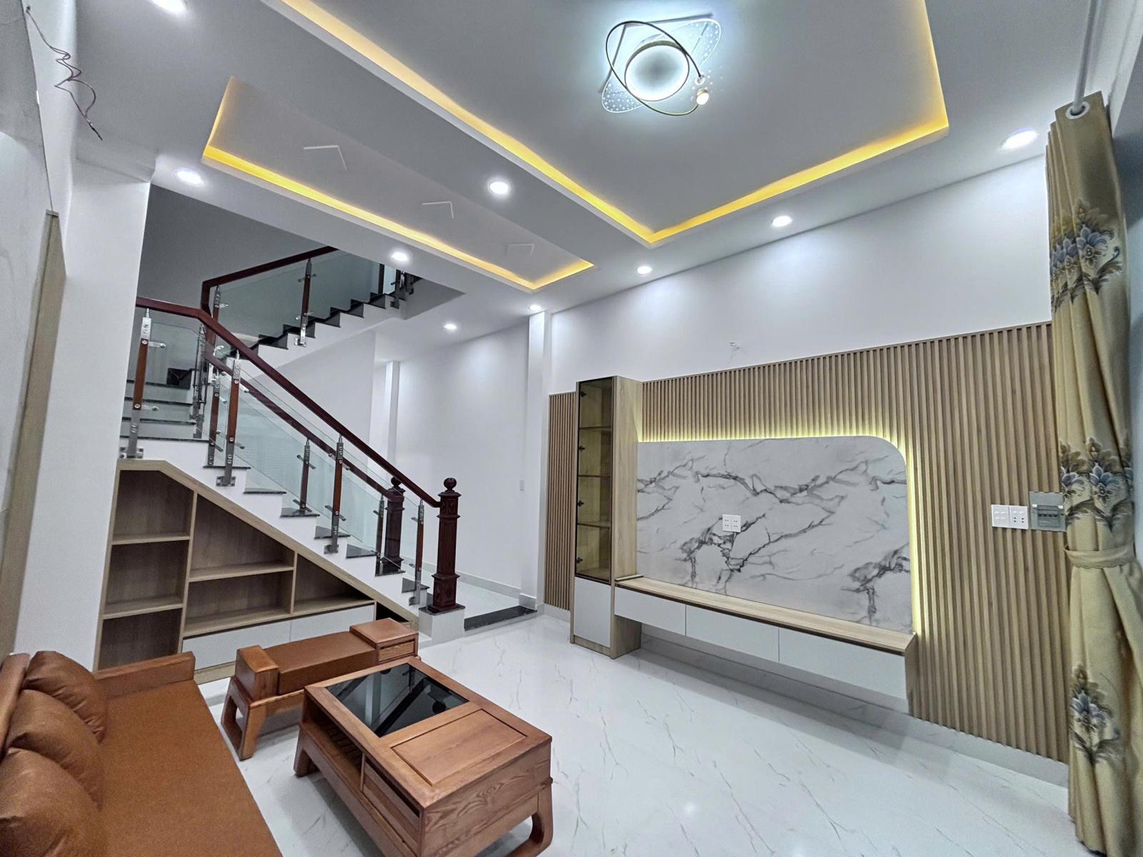 NHÀ MỚI TÂN XUÂN 1 - HÓC MÔN: VỊ TRÍ VÀNG, 3PN, HƯỚNG ĐÔNG NAM, SỔ HỒNG GIÁ 4.5 TỶ 15994384