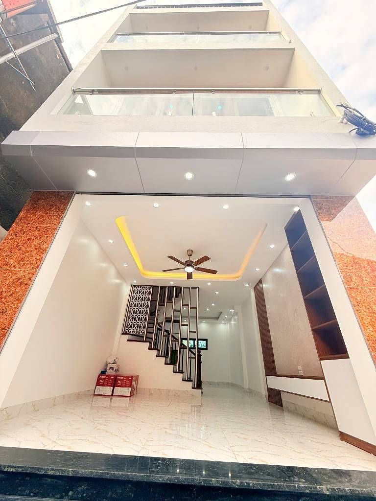 Anh/Chị chỉ cần 6 tỷ  đã có thể sở hữu căn nhà mới kính koong 60m² tại Ỷ Lan , vừa ở vừa giữ tiền. 15994397