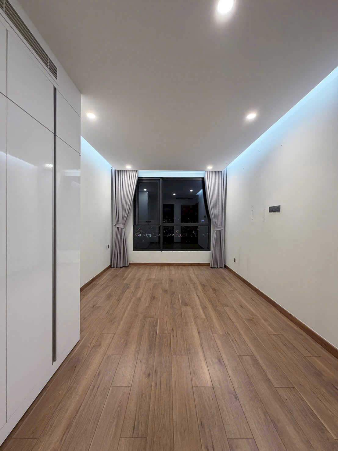 CHÍNH CHỦ BÁN CĂN 2PN HOA HẬU – 6TH ELEMENT 15994423