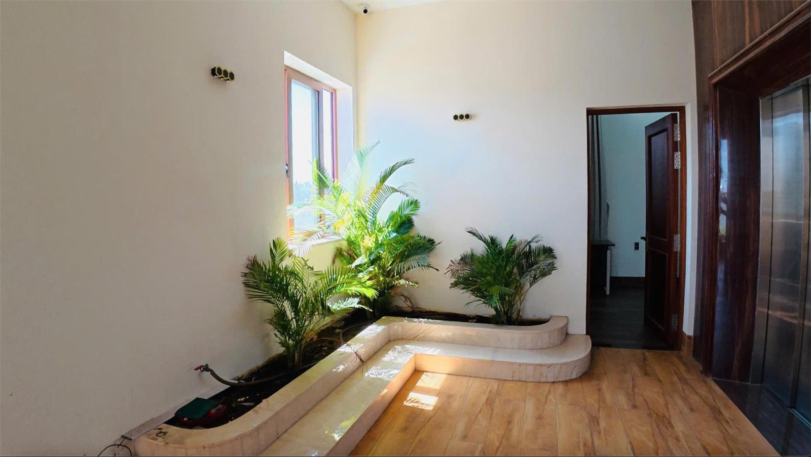 NP322
BÁN SIÊU PHẨM SHOWROOM 6 LẦU MẶT TIỀN QUỐC LỘ 1A nội khu LÀNG NGHỀ GỖ HỐ NAI - BVĐK THÁNH TÂM 15994496