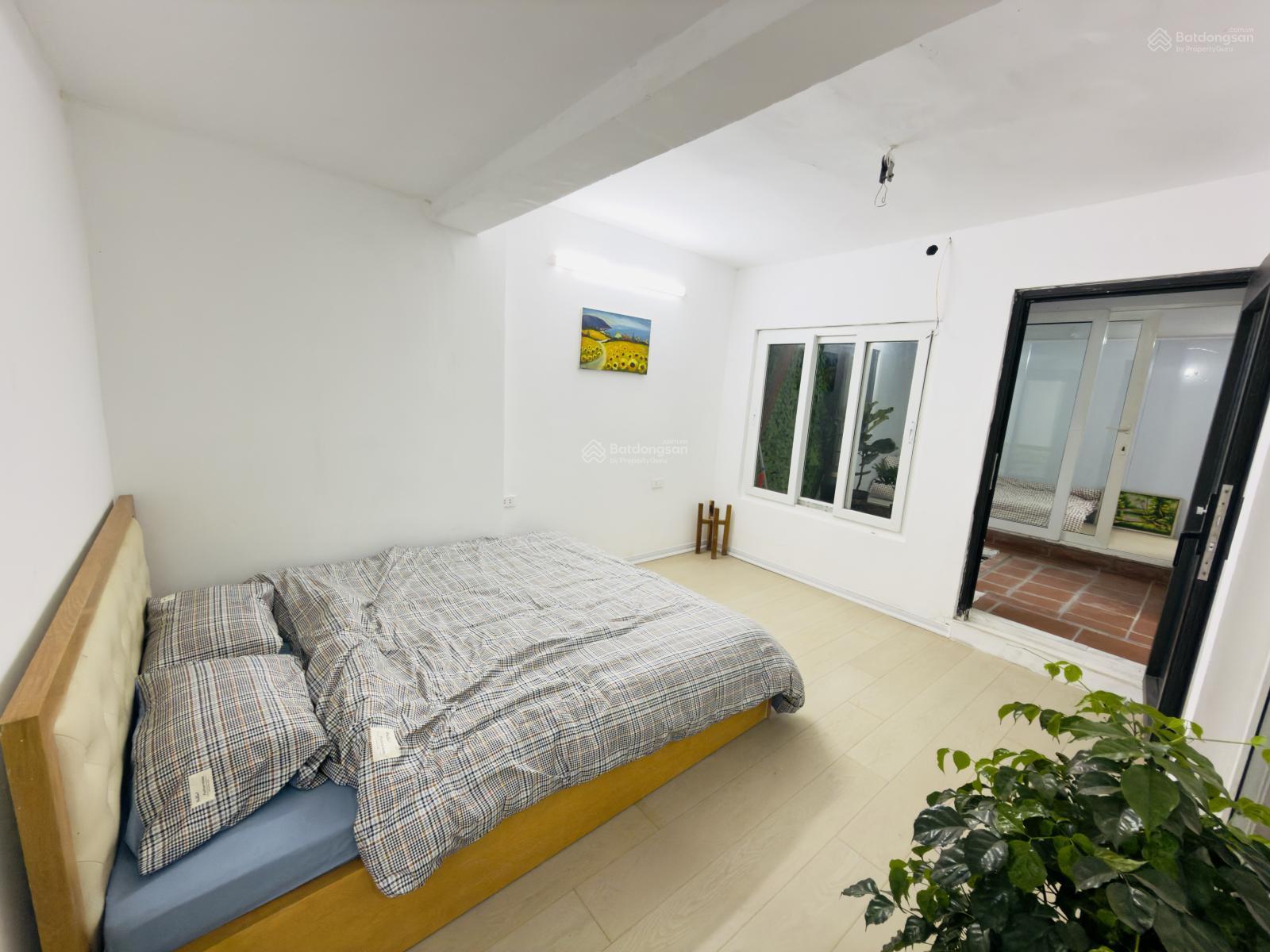 Bán nhà tầng 2 tập thể Võ Thị Sáu 70m2 3 ngủ 2wc ô tô đỗ chỉ 4.2 x tỷ 15994498