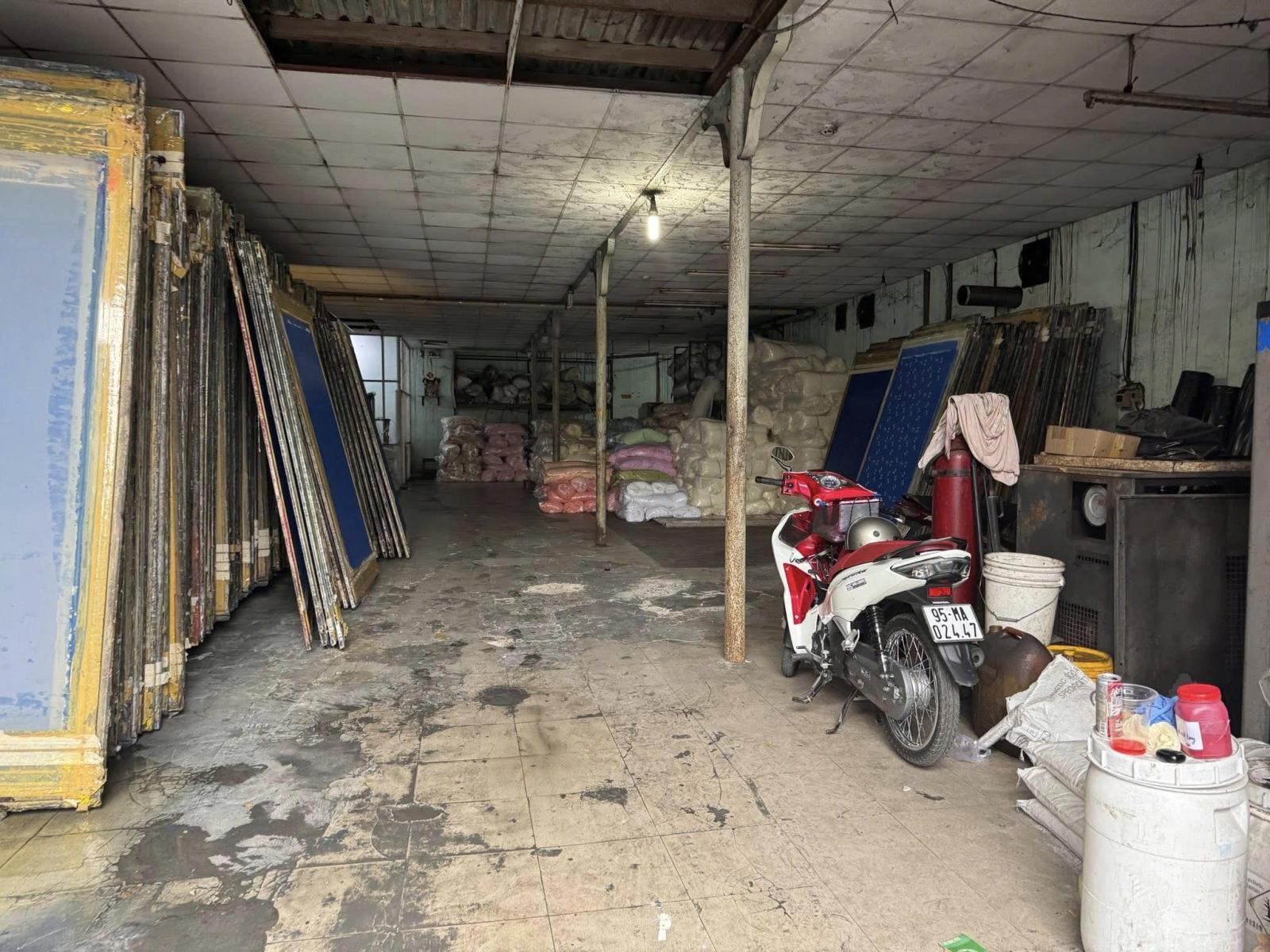 Bán Nhà Xưởng Hẻm 8m Lê Văn Quới - gần Phan Anh, 1533m2 full thổ, tiện phân lô, 57,5 tỷ. 15994512