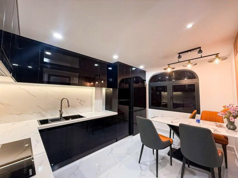 Bán nhà HXH 5m Thích Quảng Đức, gần CV Gia ĐỊnh, 6x6m, 4 T - 4 PN, full nội thất, 8,6 tỷ. 15994529