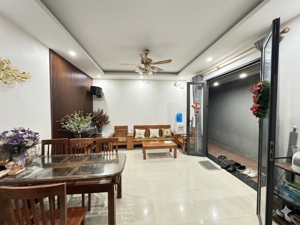 💥 ĐÓN ĐẦU CƠ HỘI - NHÀ ĐẸP - TẶNG FULL NỘI THẤT CAO CẤP TẠI TRUNG TÂM LONG BIÊN! 💥
 15994642