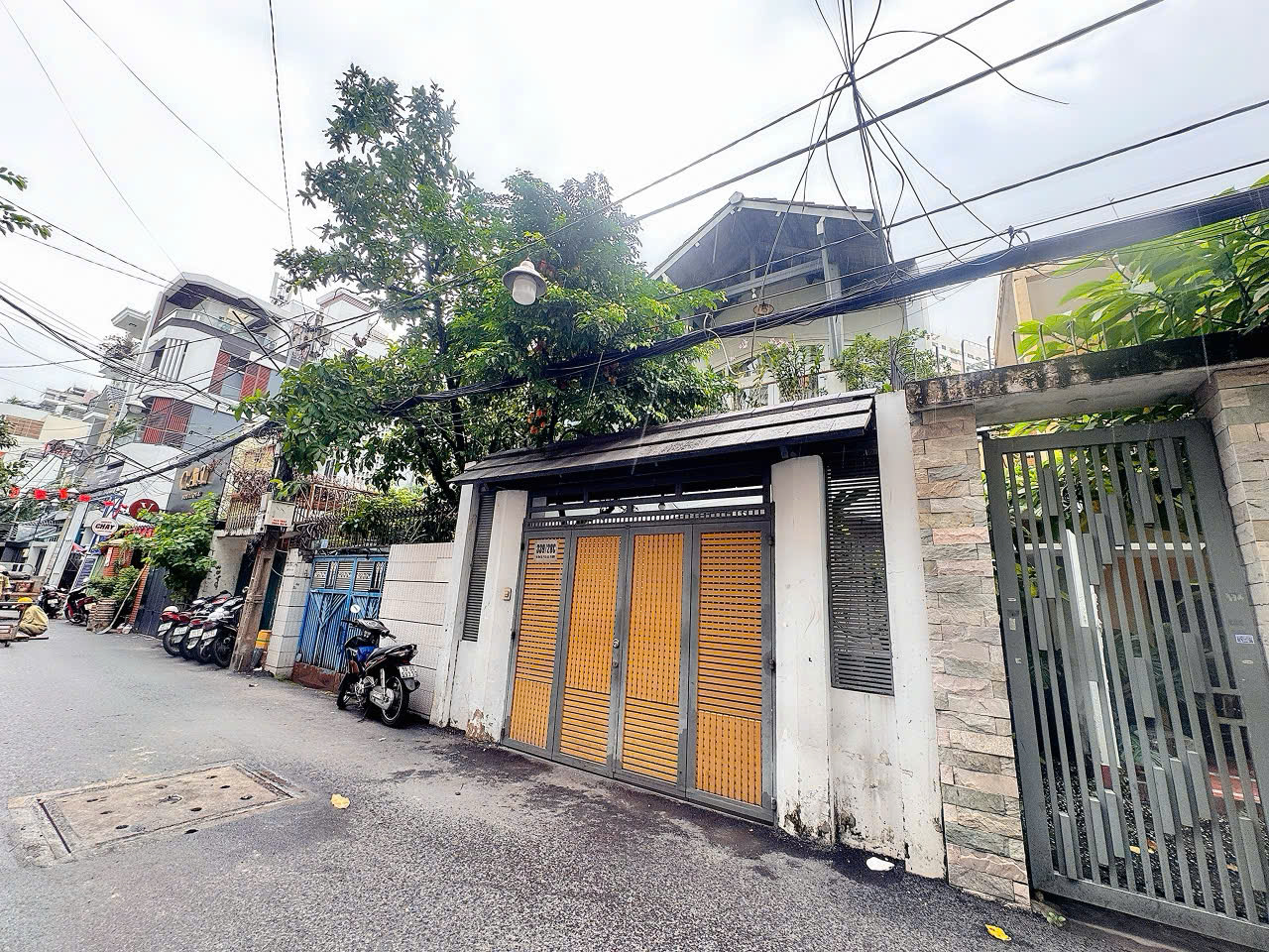 CHÍNH CHỦ XƯA CẦN BÁN NHÀ 4 TẦNG HXH 8M Đ.LÊ VĂN SỸ, QUẬN 3 - SỔ HỒNG VUÔNG ĐẸP 4.1M*28.4M - KHU 15994705