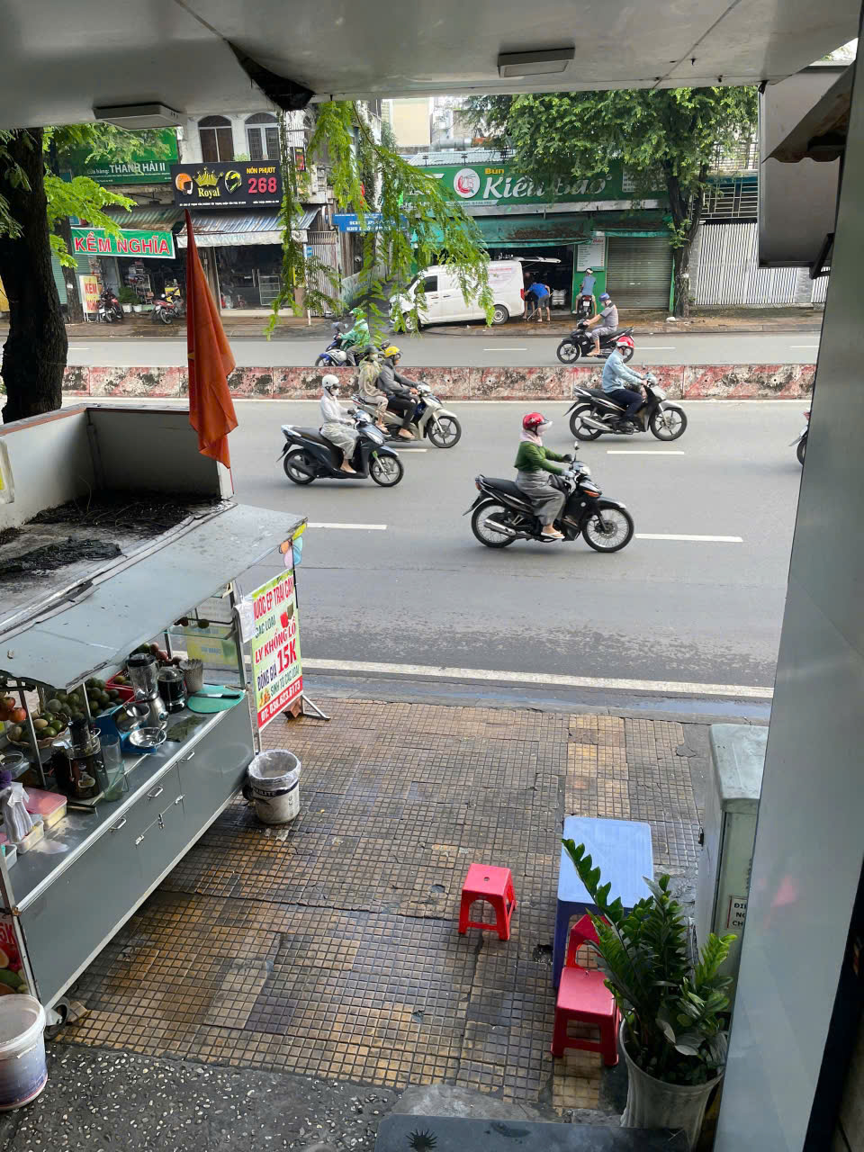 CHO THUÊ MẶT BẰNG MẶT TIỀN LÊ TRỌNG TẤN, tân sơn nhì, tân phú, HCM 15994708