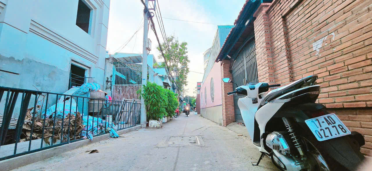 HẺM XE HƠI 5M – NGANG 10M HIẾM – FULL THỔ CƯ – GIÁ CHỈ HƠN 10 TỶ 15994709