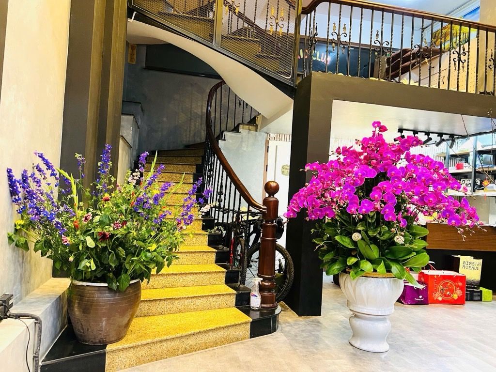 BÁN BIỆT THỰ SÂN VƯỜN PHỐ NGỌC THUỴ - Ô TÔ THÔNG - 130M NHỈNH 21 TỶ 15994721