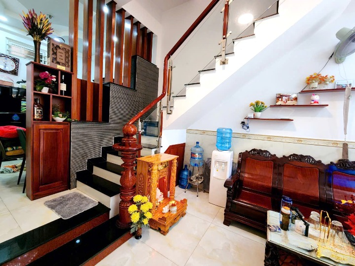 Nhà 2 lầu hẻm 141 Tám Danh P.Chánh Hưng P4Q8 15994807