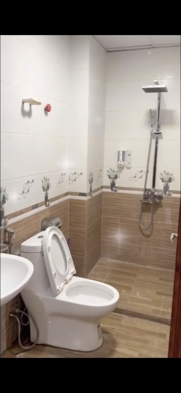 BÁN TÒA CCMN 7 TẦNG – DÒNG TIỀN 500 TRIỆU/NĂM – ĐỐI DIỆN BẾN XE YÊN NGHĨA 15994871