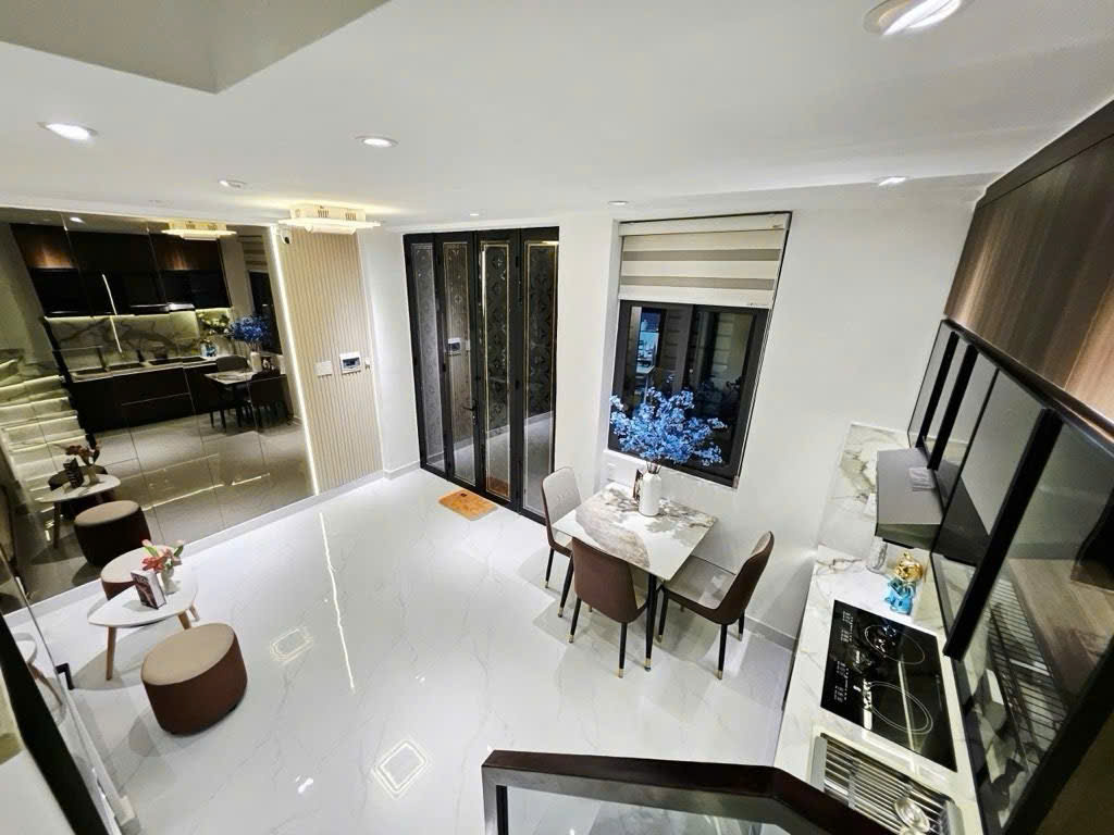 Nhà gần Trường Đại Học Công Thương Tân Phú - 3 tầng - 3PN - tặng full n ội thất - 3.65 tỷ 15994874