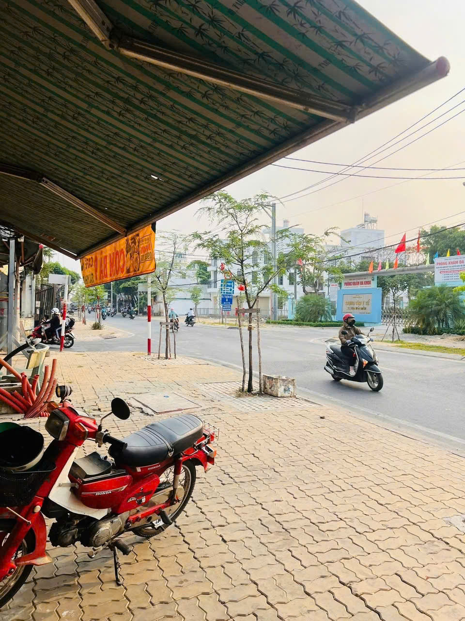 NHÀ MẶT TIỀN BÀ TRIỆU – ĐỐI DIỆN BV HÓC MÔN – NGANG 6,45M HIẾM 15994879