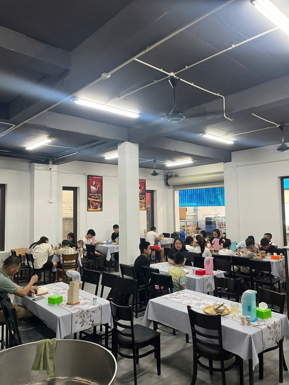 Chính chủ cần sang nhượng Nhà hàng tại An khánh 15994881