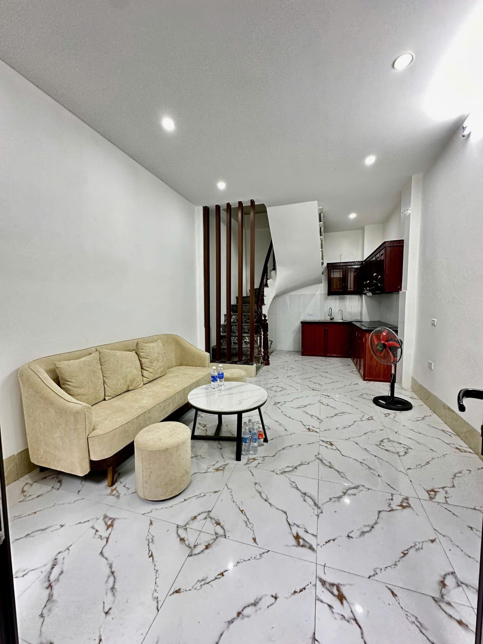 ►  CHO THUÊ NHÀ 5 TẦNG – NGÕ 13 LĨNH NAM, NGÕ 1 TÂN KHAI 15994887