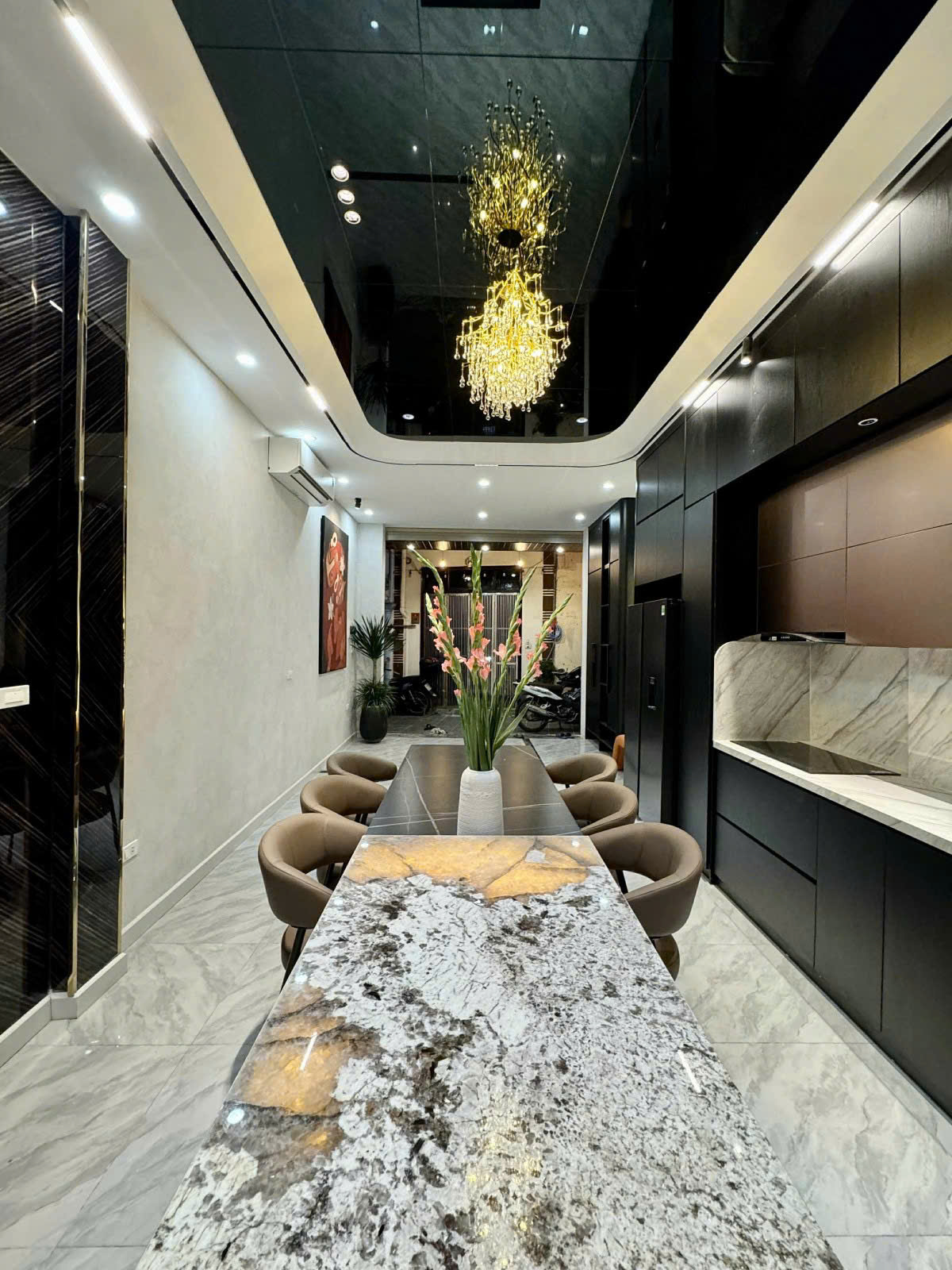 Bán nhà Khương Đình 47m2 6t giá hơn 13 thang máy tỷ full nội thất hoa hậu dòng tiền 15994890