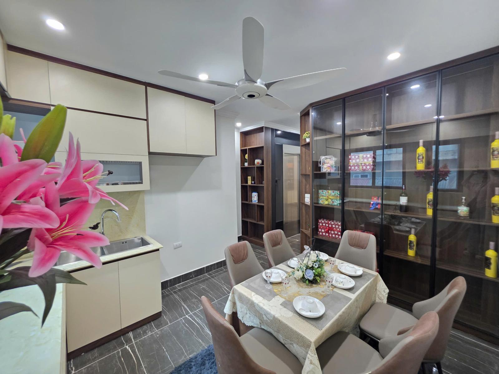 🔥 Bán nhà xây mới phố Dương Quảng Hàm hai mặt ngõ đường ô tô 50m2 6t thang máy giá 22 tỷ  🔥 15994900