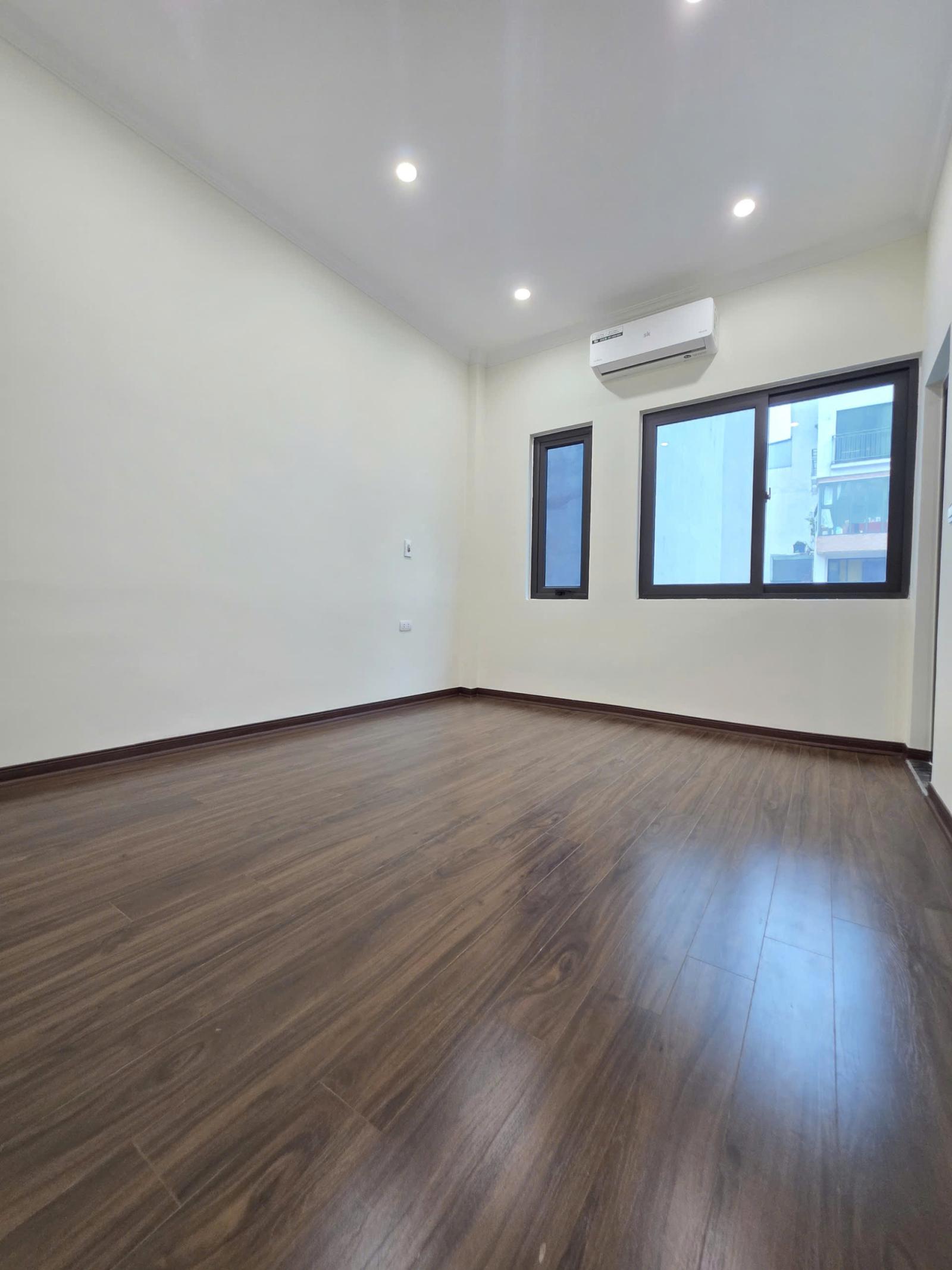 🔥 Bán nhà xây mới phố Dương Quảng Hàm hai mặt ngõ đường ô tô 50m2 6t thang máy giá 22 tỷ  🔥 15994900