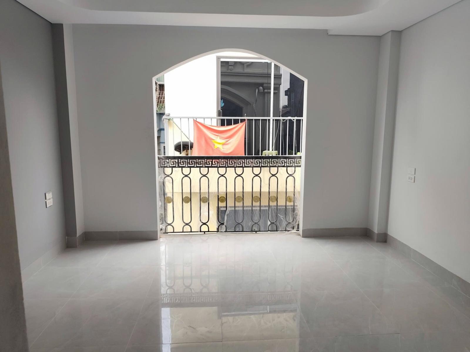 CHÍNH CHỦ CHO THUÊ PHÒNG KHÉP KÍN NGÕ 123 TRẦN CUNG ( Nhà số 4 ngách 2) 15994912