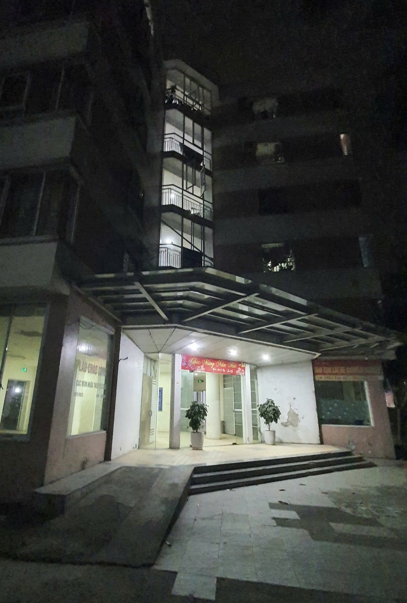 BÁN GẤP CĂN HỘ CHUNG CƯ P0306 D8 KĐT ĐẶNG XÁ, NHÀ ĐẸP, ĐẦY ĐỦ TIỆN ÍCH 15994919