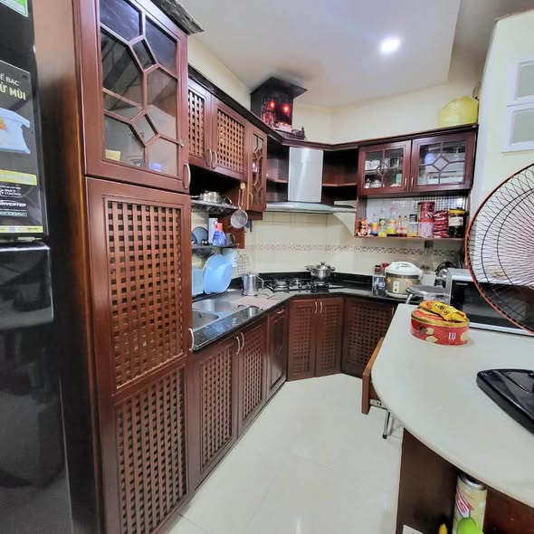 TRUNG TÂM QUẬN 7 - 4,5 TẦNG NHÀ NHỎ CÔNG NĂNG TO 15994920