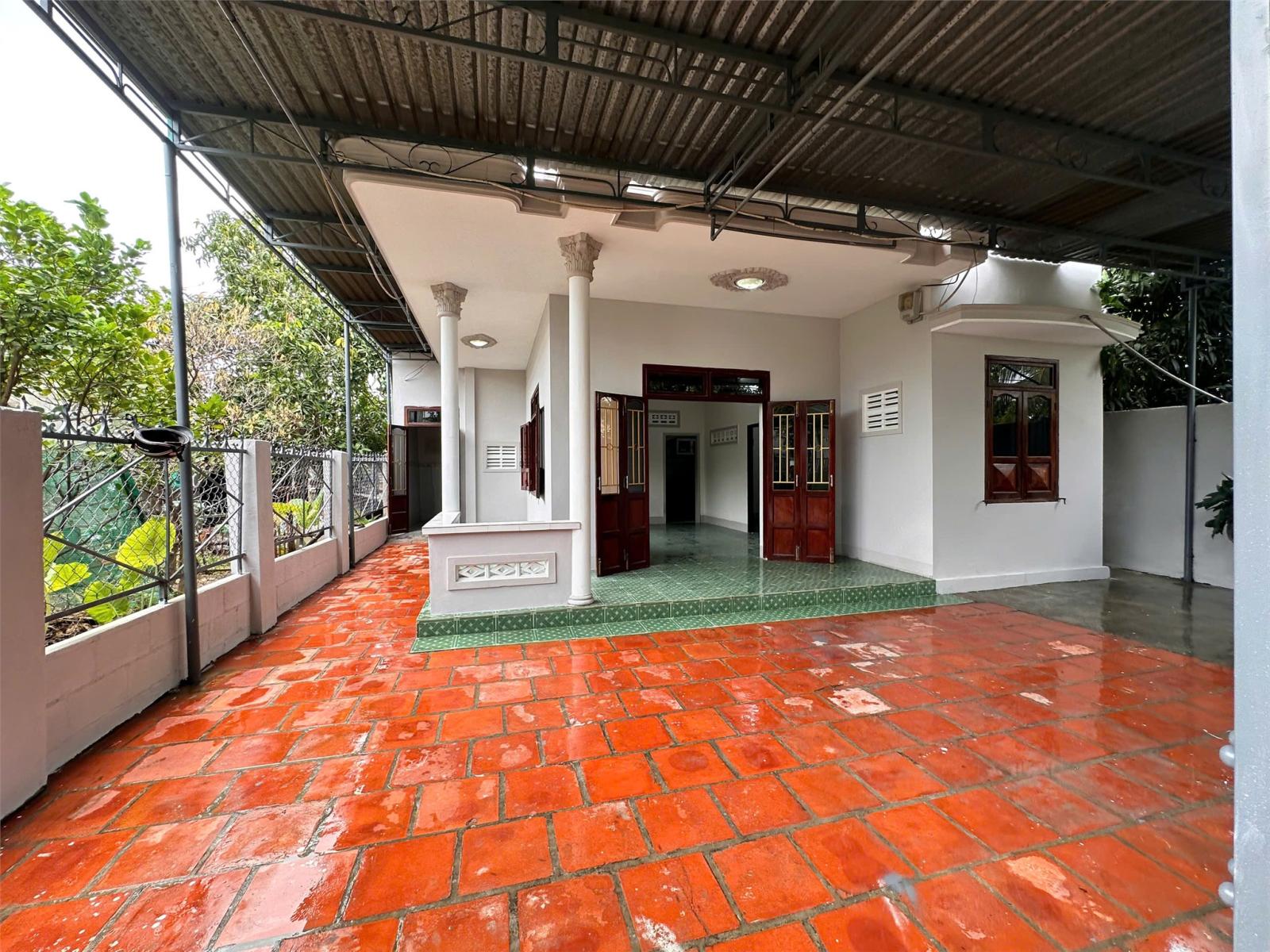 NHÀ ĐẸP- GIÁ TỐT CHÍNH CHỦ BÁN NHANH CĂN NHÀ VỊ TRÍ ĐẮC ĐỊA TẠI tp Phan Rang Tháp Chàm tỉnh Ninh 15994922