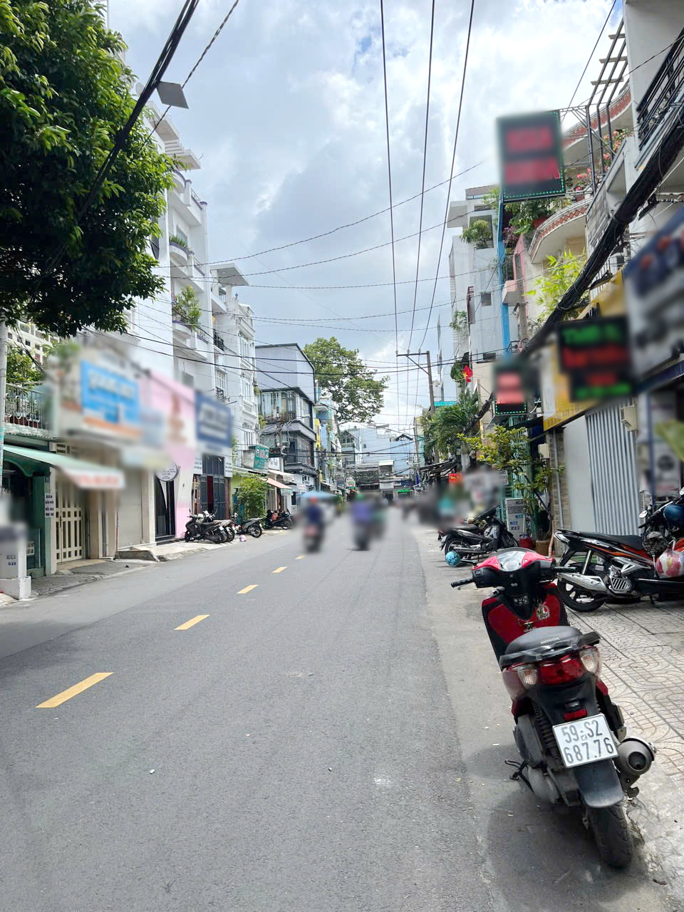 Nhà mặt tiền trệt/lầu sát sân Thống Nhất đường Tân Phước P6Q10 15994925