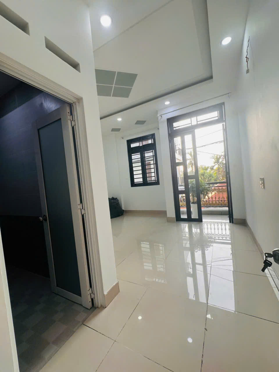 NHÀ 3 LẦU CHỈ 5.86 TỶ – SẮP LÊN MT 30M TRẦN QUANG CƠ, HIỆP THÀNH 15994930