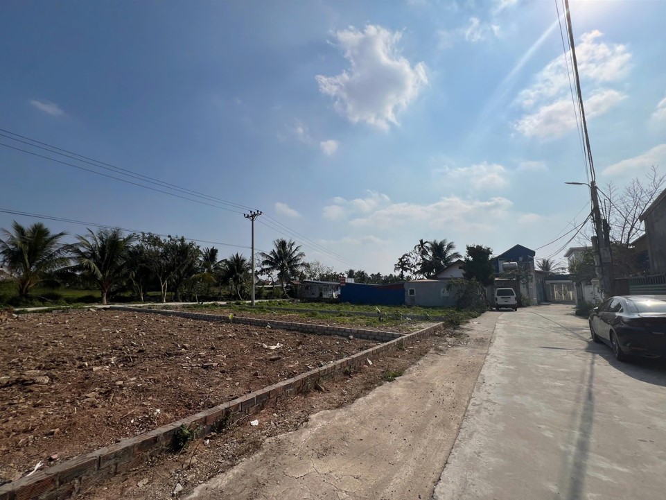 BÁN ĐẤT PHÂN LÔ LÂM ĐỘNG – THUỶ NGUYÊN – 2 MẶT NGÕ – MT 10M – GIÁ 3,35 TỶ 15994967