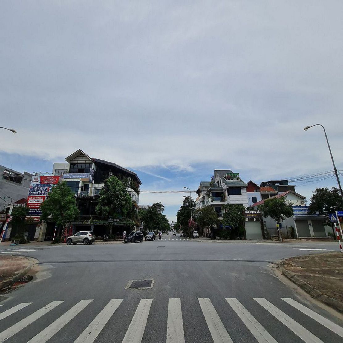 234m2 Khu đấu giá 31ha, Trâu Quỳ, Gia Lâm. Mt 12m. Đường 15m.  3x tiểu học. Lh 0989894845 15994981