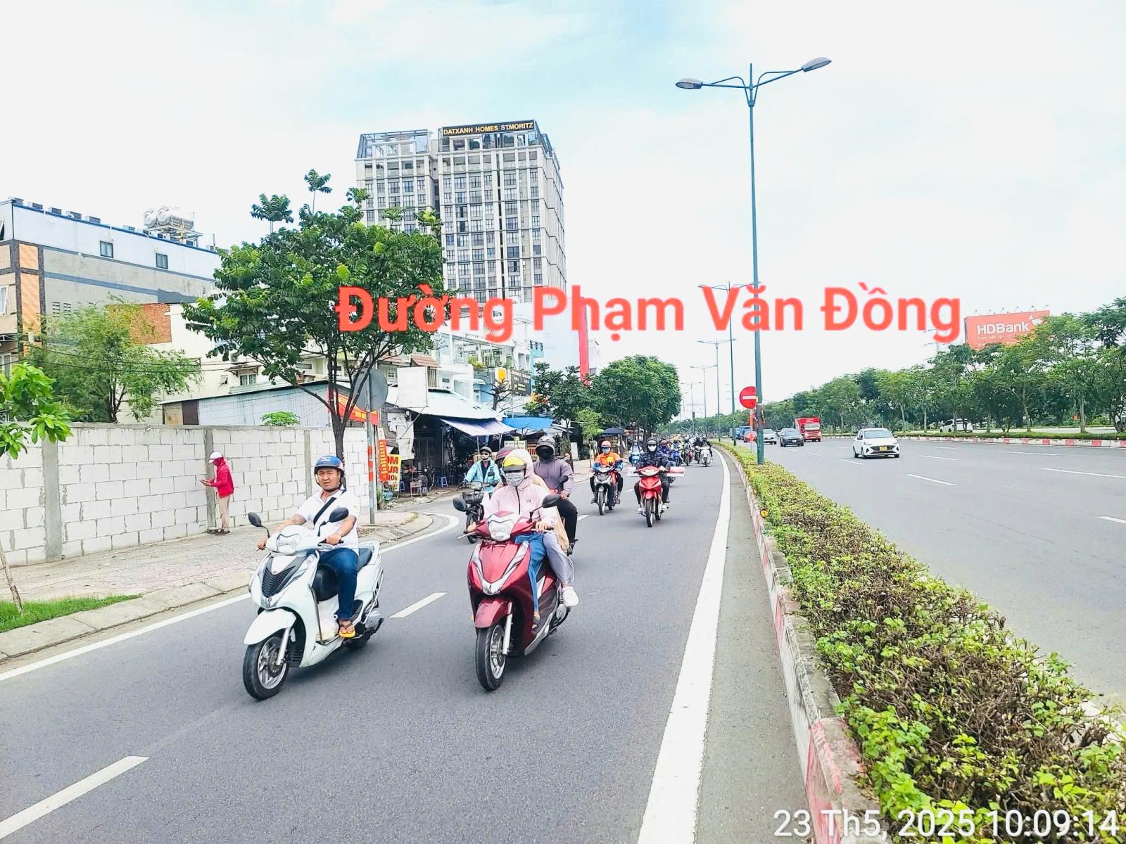 Bán Lô Đất 3 MT  Đường PHẠM VĂN ĐỒNG Phường Hiệp Bình Chánh Tp THỦ ĐỨC 15994989