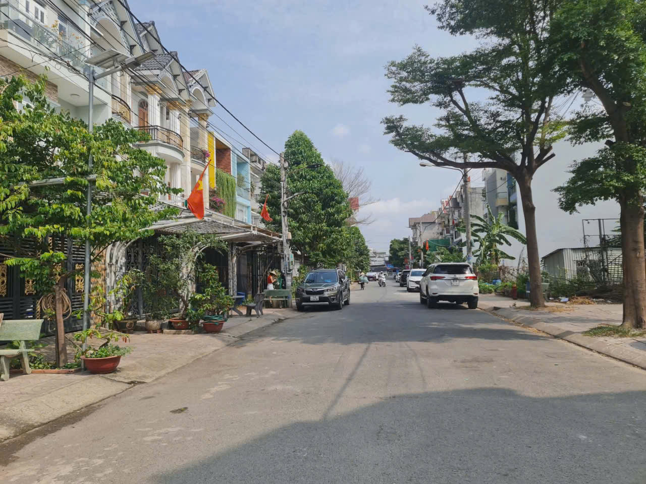 Bán lô đất cực đẹp,SHR đường nhựa 13m,giáp CÔNG VIÊN,gần Vincom 550 15995011