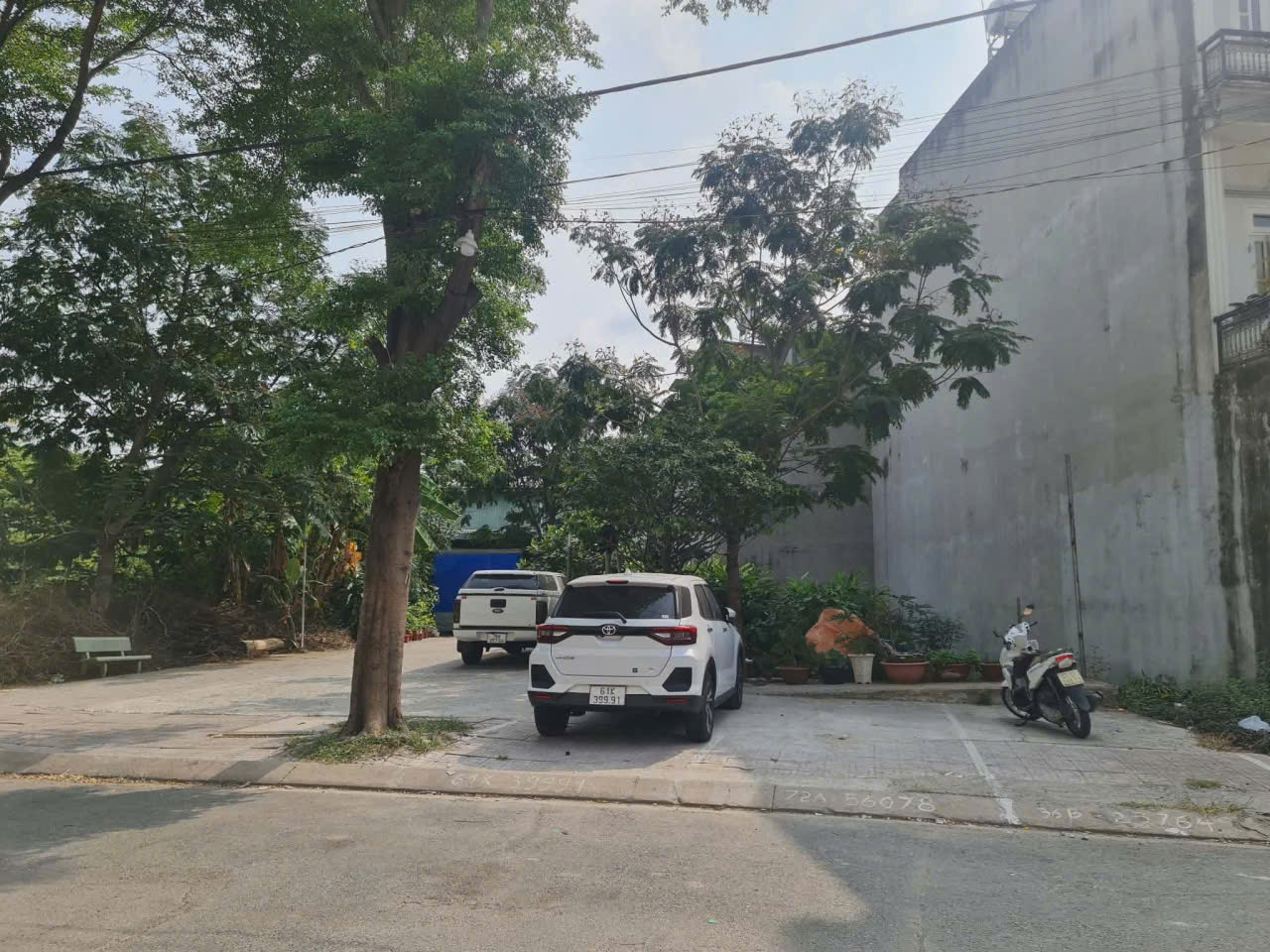 Bán lô đất cực đẹp,SHR đường nhựa 13m,giáp CÔNG VIÊN,gần Vincom 550 15995013