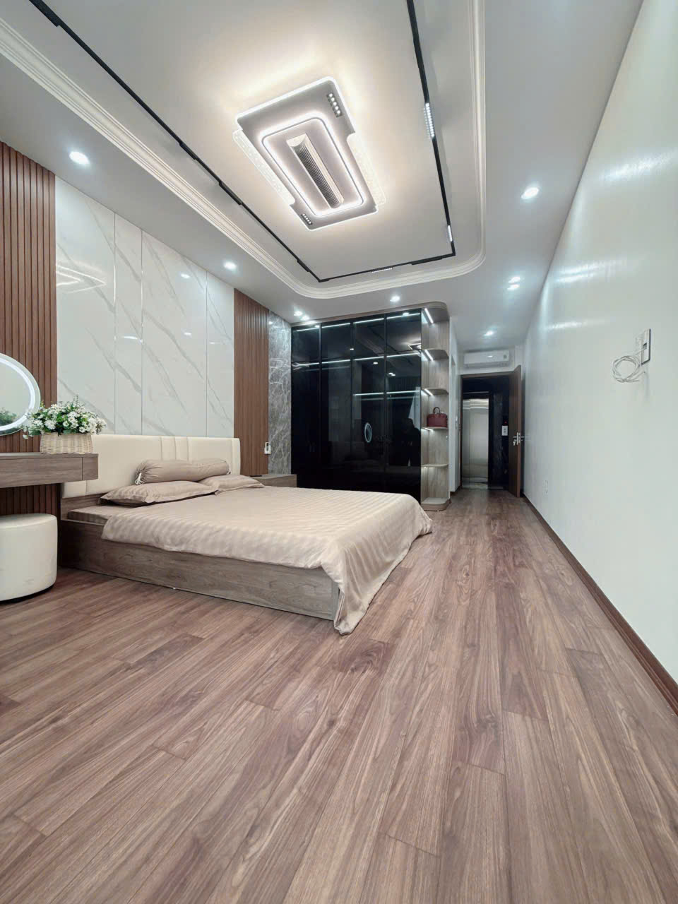 🔥 NHÀ ĐẸP 7 TẦNG 48M2 THẠCH BÀN – GARA Ô TÔ, THANG MÁY, FULL NỘI THẤT NHẬP KHẨU – 11,3 TỶ 🔥 15995015